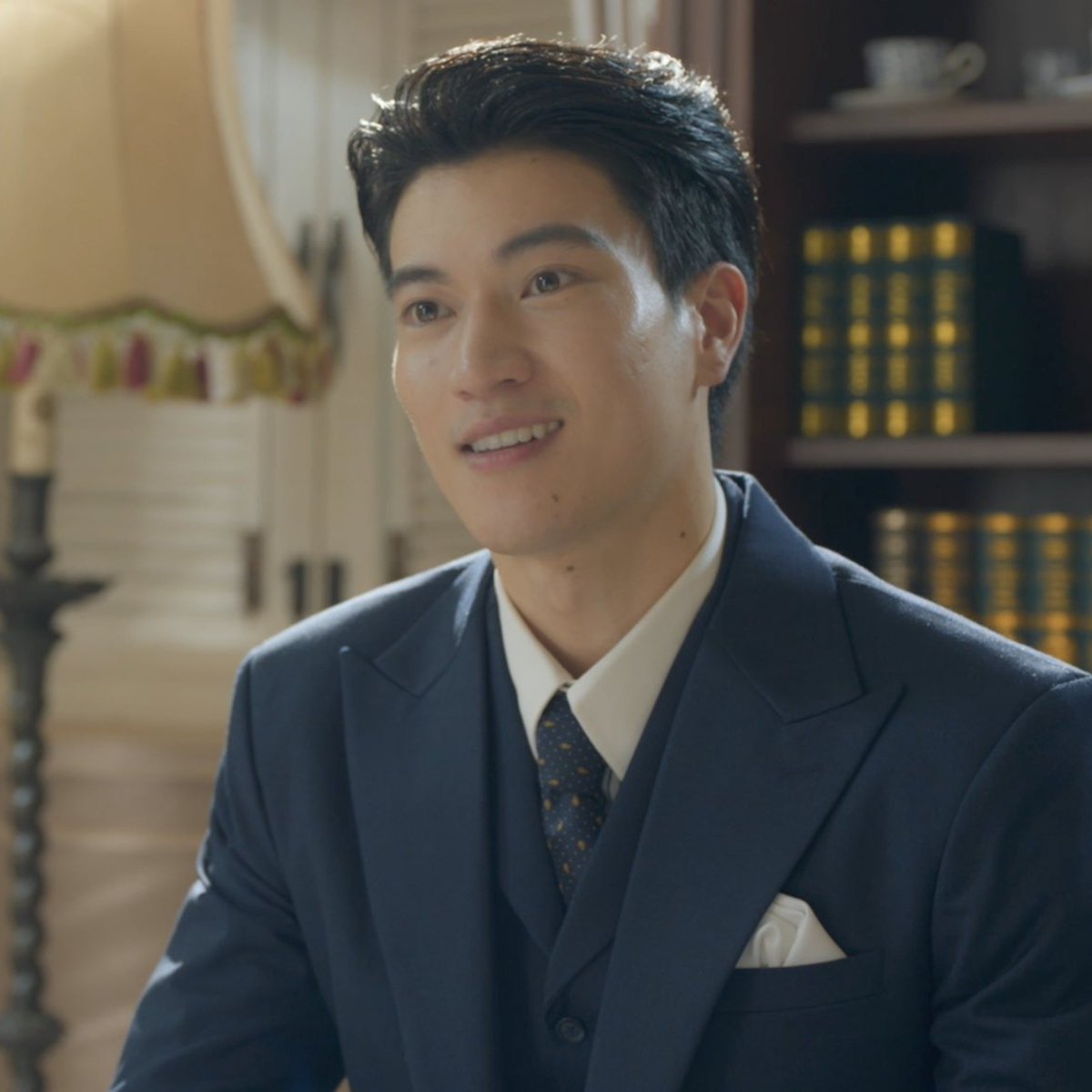 jakkadeng's tweet photo. ตอนพูดถึงเรื่องราษฎร์           ตอนทินกรเห็นด้วย

THE EDGE OF HORIZON EP7

#อรุณรุ่งEP7 https://t.co/njw5TntlcW