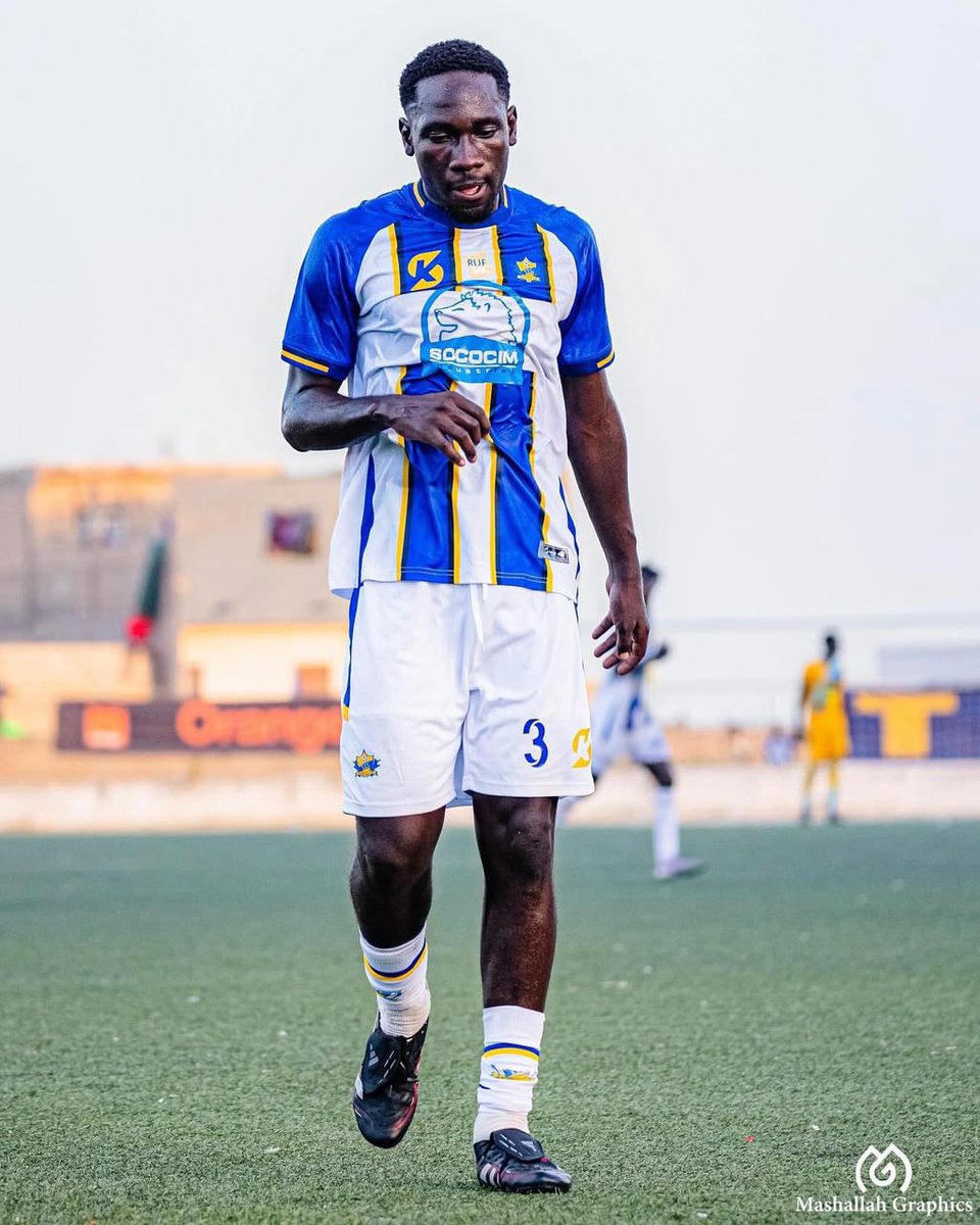 Football_221of's tweet photo. 🚨 EXCLUSIVITÉ FOOTBALL 221 🇸🇳
Un club de D2 belge s’intéresse à Raphaël Ndong, capitaine de Teungueth FC.
🔴 Teungueth FC ne faciliterait pas son départ.
🟢 Le joueur serait favorable à un transfert en Belgique.
Affaire à suivre… 👀🇧🇪
#Football221 #Mercato #TeunguethFC https://t.co/28J02zCJeP