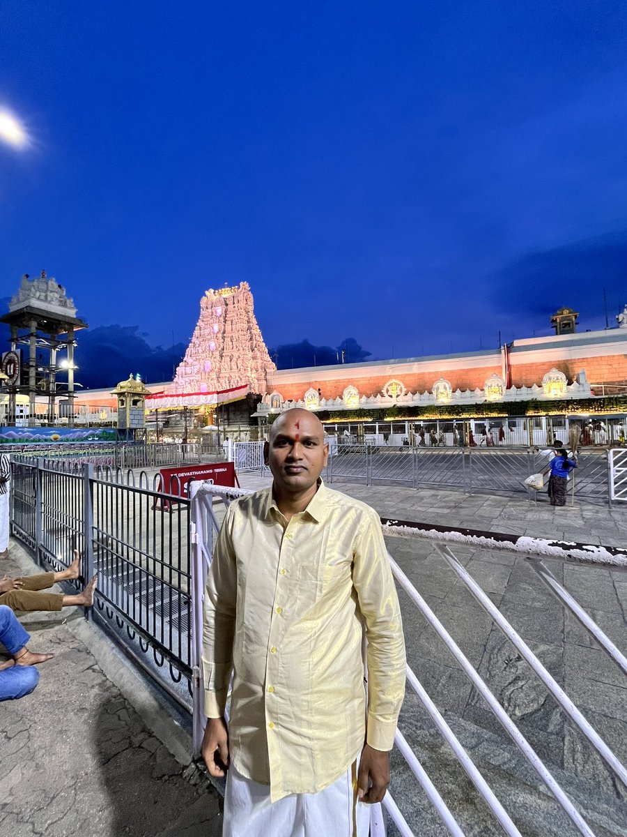 KuVardhan's tweet photo. తిరుమల దర్శనం సంపూర్ణం 

#Thirumala 
#TTD https://t.co/z4zGjMQzpi