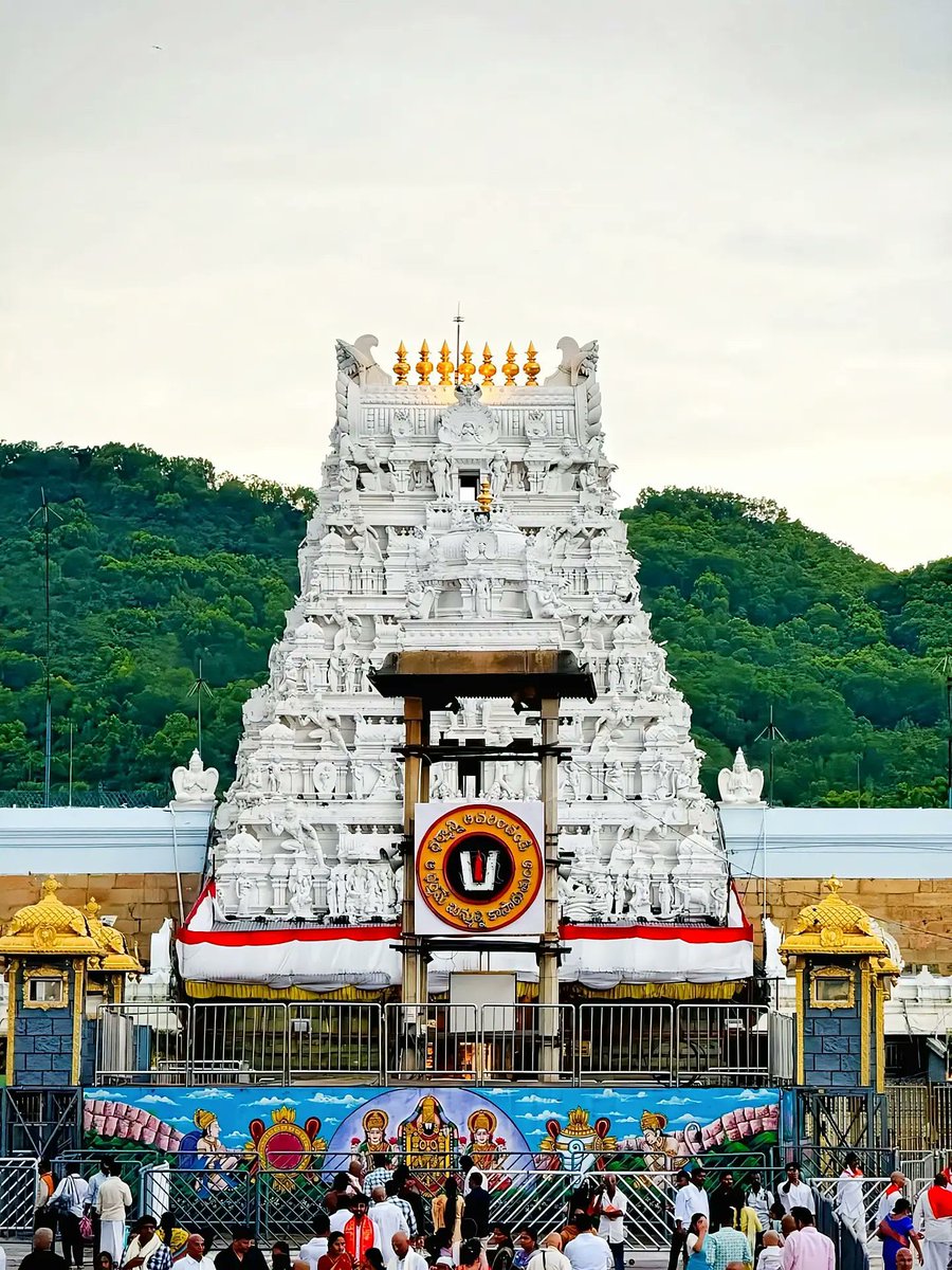 KuVardhan's tweet photo. తిరుమల దర్శనం సంపూర్ణం 

#Thirumala 
#TTD https://t.co/z4zGjMQzpi