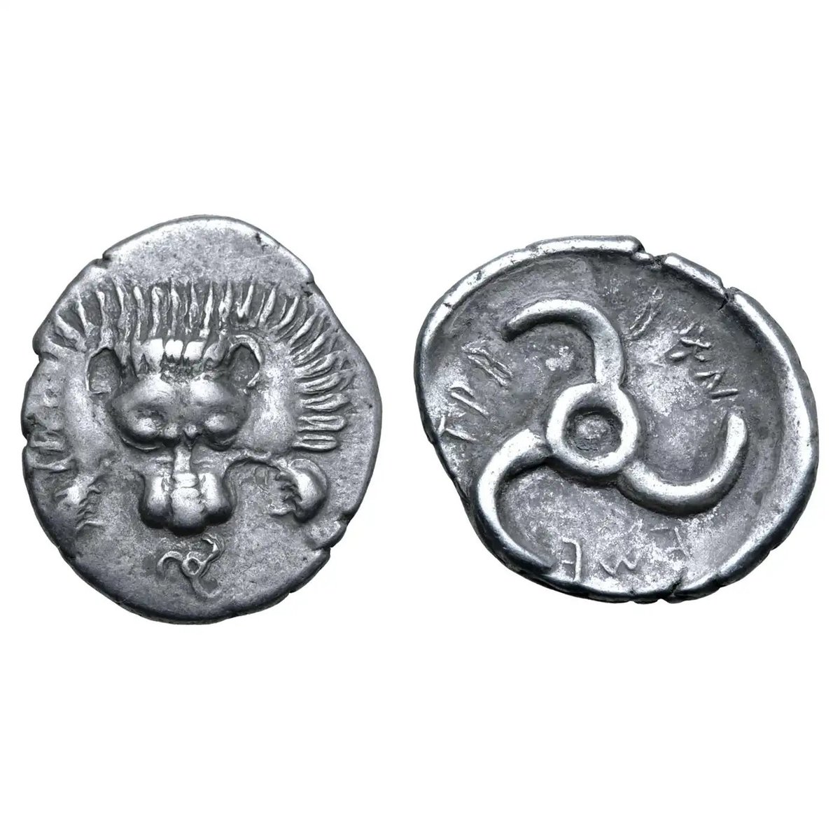 hollycurates's tweet photo. scavenging 1stdibs for ancient coins. these are so cool (itch to translate some of these into branding stuff) 

1/ Silver drachm, Larissa, Thessaly, 420–400 BC
2/ Silver tetradrachm, Leontini, Sicily, c. 450–440 BC
3/ Silver third stater, Lycia, c. 390–370 BC
4/ Silver tetradrachm of Lysimachos, Thrace, 299–296 BC