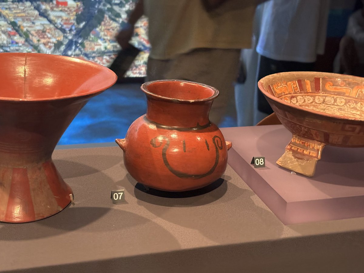 yi64763's tweet photo. 好久没进城！
去看了美洲展 还去以前工作地方的楼下吃了日料
虽然无敌讨厌那个公司但是大半年没来这里了还是有点感慨
不喜欢吃的店现在在大排长龙 很多店拆了又开了新的网红店
好快半年就这样过去了 https://t.co/LlGXjFGAHx