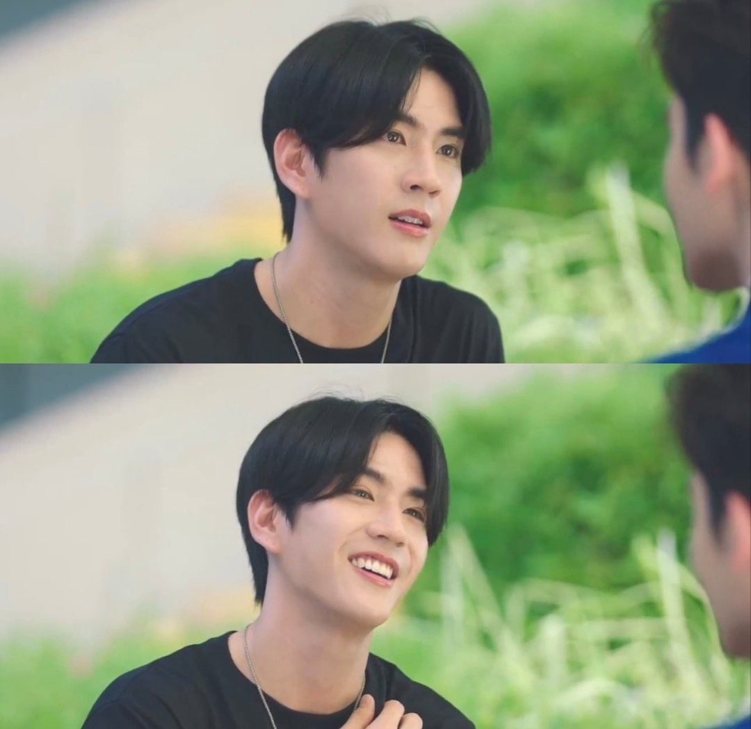 ColdCCook's tweet photo. I see that sneaky grin—you're melting over how adorbs little Sea is, aren't ya~ 🤣🤣
#PeachAndMeSeriesFinalEP
#จิมมี่ซี #jimmysea https://t.co/88kqQBEUbM