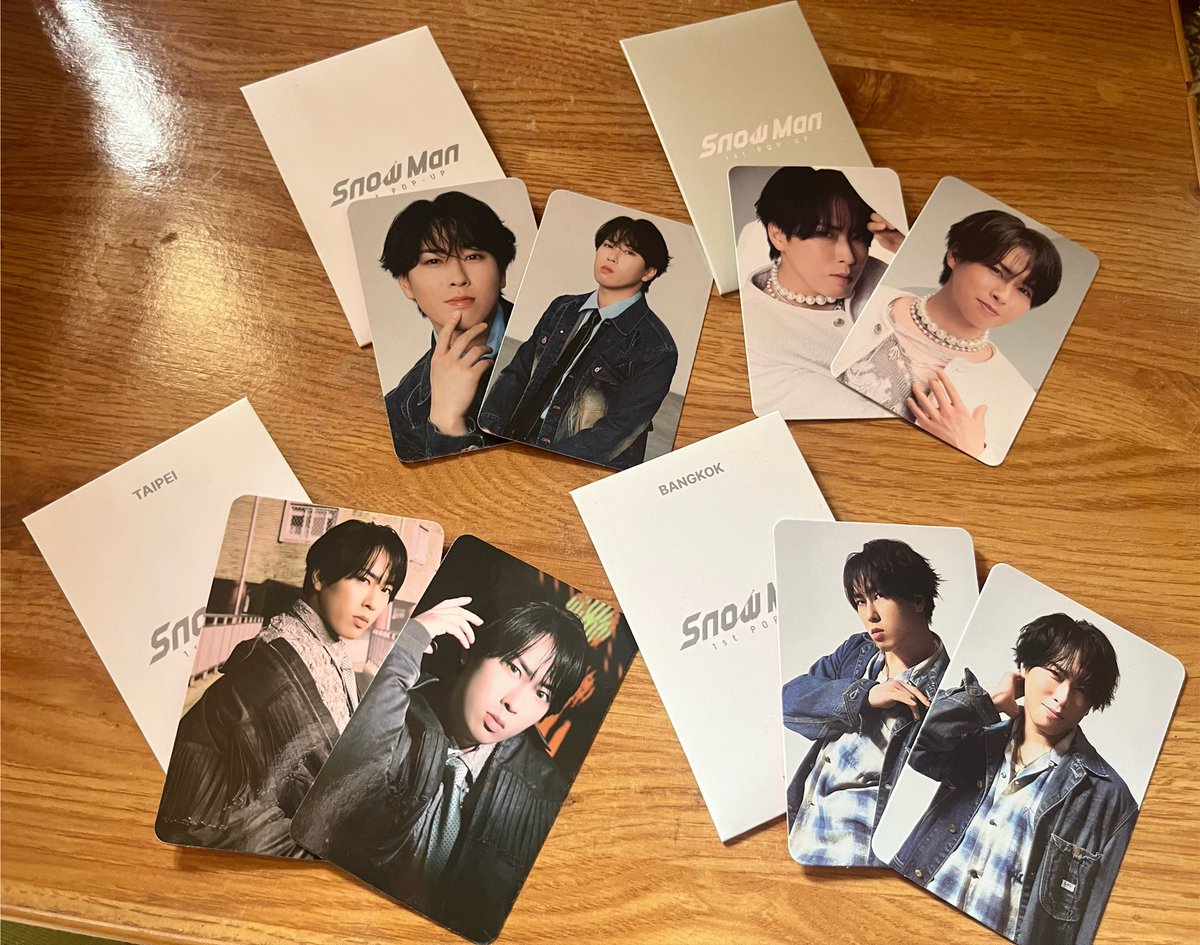 shigure0419's tweet photo. 頼んでたもの色々届いた!
あれもこれもしてると大変だから絶対お迎えしたいものだけを厳選しました…( ˇωˇ )
ぬいちゃんは今回は💙だけにするつもりだったんだが結局💚も迎えてしまった🤤
ともあれこれからみんなで仲良くお出かけするのが楽しみです✨️
また服作らねば!
#SnowHappyMemory https://t.co/Saja0NhLOl