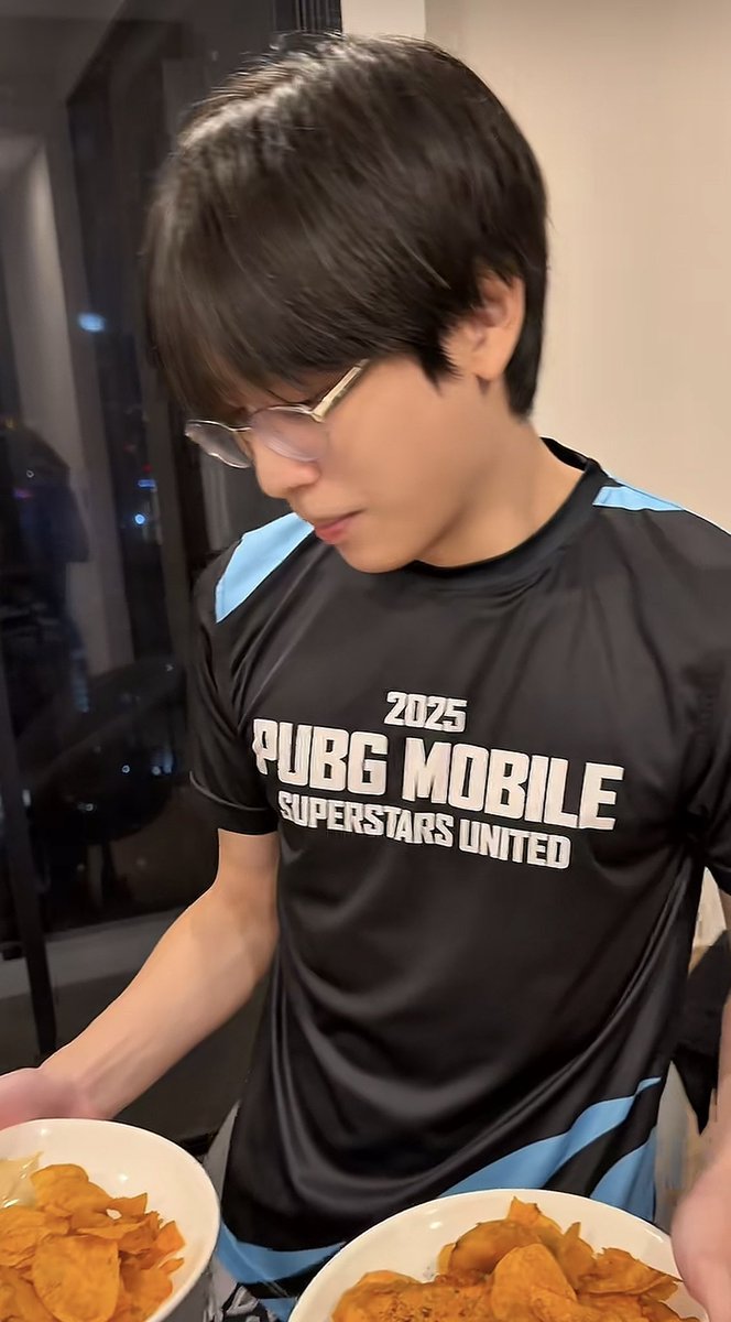 yourbadcow09's tweet photo. อห กรุตรายยยนนนนนนนดนนกกากย แช่มมานี่มา https://t.co/KQTlPlqTE0