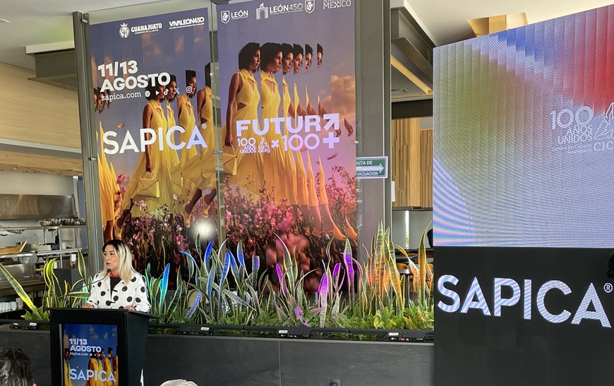 NewsGto's tweet photo. Presented, SAPICA FUTURA 100+
https://t.co/IgW6yaLv1z
#Guanajuato #León #SAPICA #FUTURA100 #Shoes #Leather #Fashion #Design #Sales #VisitGuanajuato #TraveltoGuanajuato #BusinessinGUanajuato https://t.co/v3YjaEG8iQ