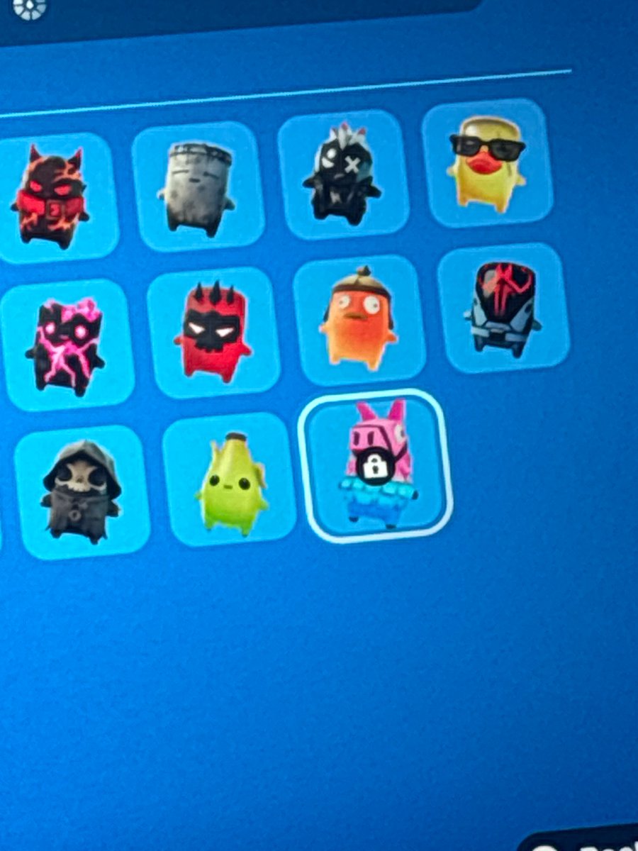 Ethan168466's tweet photo. @FortniteStatus @FortniteStatus I have the llama sprite in my collection, but I do not have the guardian style for some reason https://t.co/PJtxKznSLF