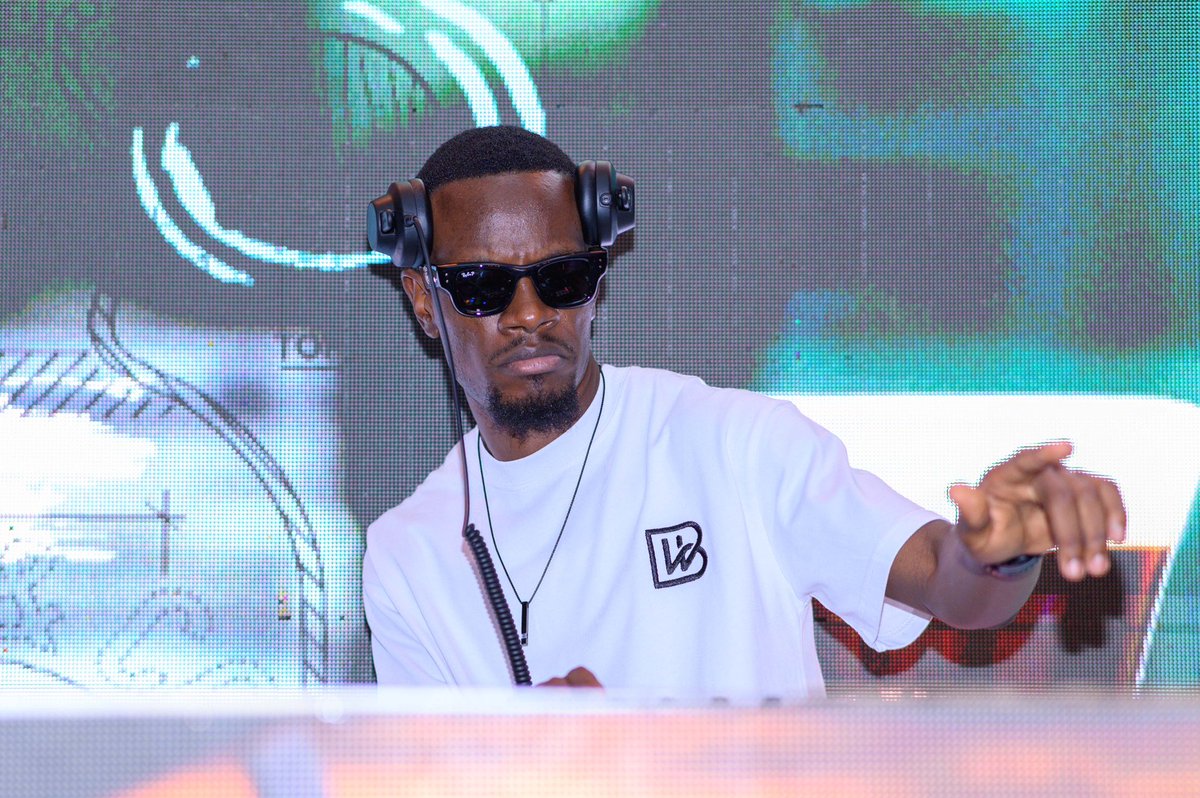 Agabasteven12's tweet photo. @DEEJAYANSELM Much respect my guy https://t.co/ylqzbwwuLa