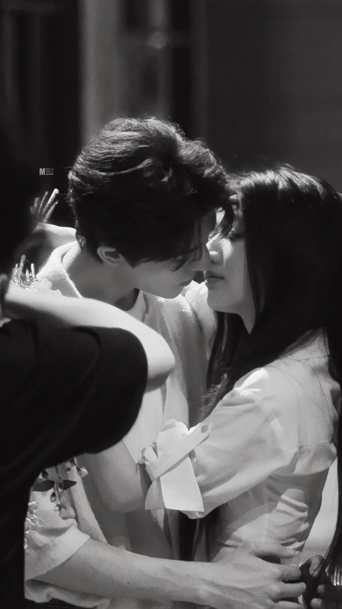 Makomamoru1001's tweet photo. Color or B&amp;W ? 
(เขิลลลลลทั้งหมด)
#TheKillingOfBegonia 
#แพทริค #郑宴
#ZhengYan #海棠春 @patrick_pppat https://t.co/khfeAC4PDL