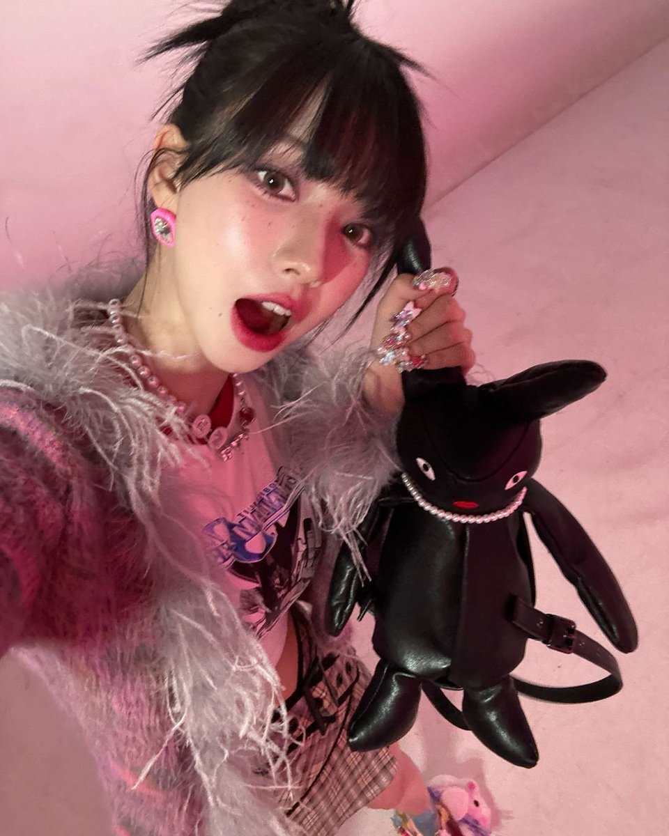❤︎ tweet media