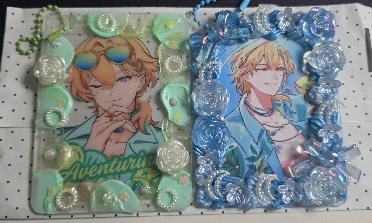 matveimaestri's tweet photo. I had to fit my new pocas in toploaders and they go so well together when I didn't even have these combos in mind LMAO

They're so gorg and pretty 🥹🥹 https://t.co/sI69kLiWac