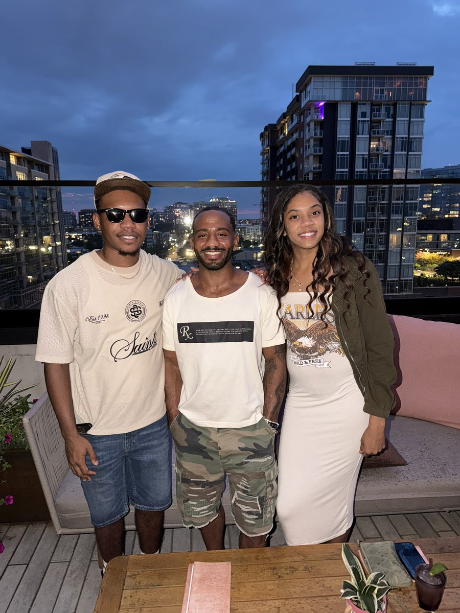 ogtrevon_'s tweet photo. 10+ years of friendship! 
thank y’all for sending me off the right way
Love 4L♾️🤍 https://t.co/jPN824bFz8