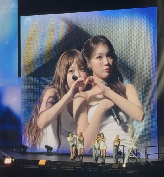 chaechae_potato's tweet photo. 幸。 https://t.co/FYwWSydCfY