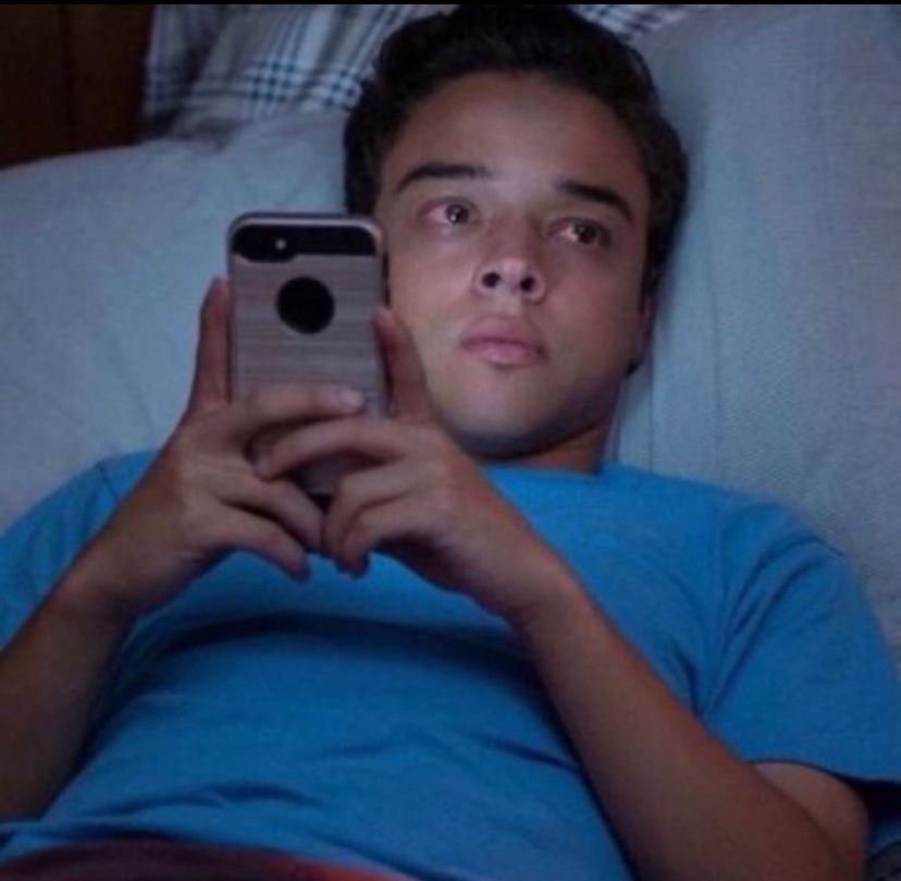 WeDontTrustyoo's tweet photo. When you open your phone to search for something… then instantly forget what it was https://t.co/bnMHDMeVtm