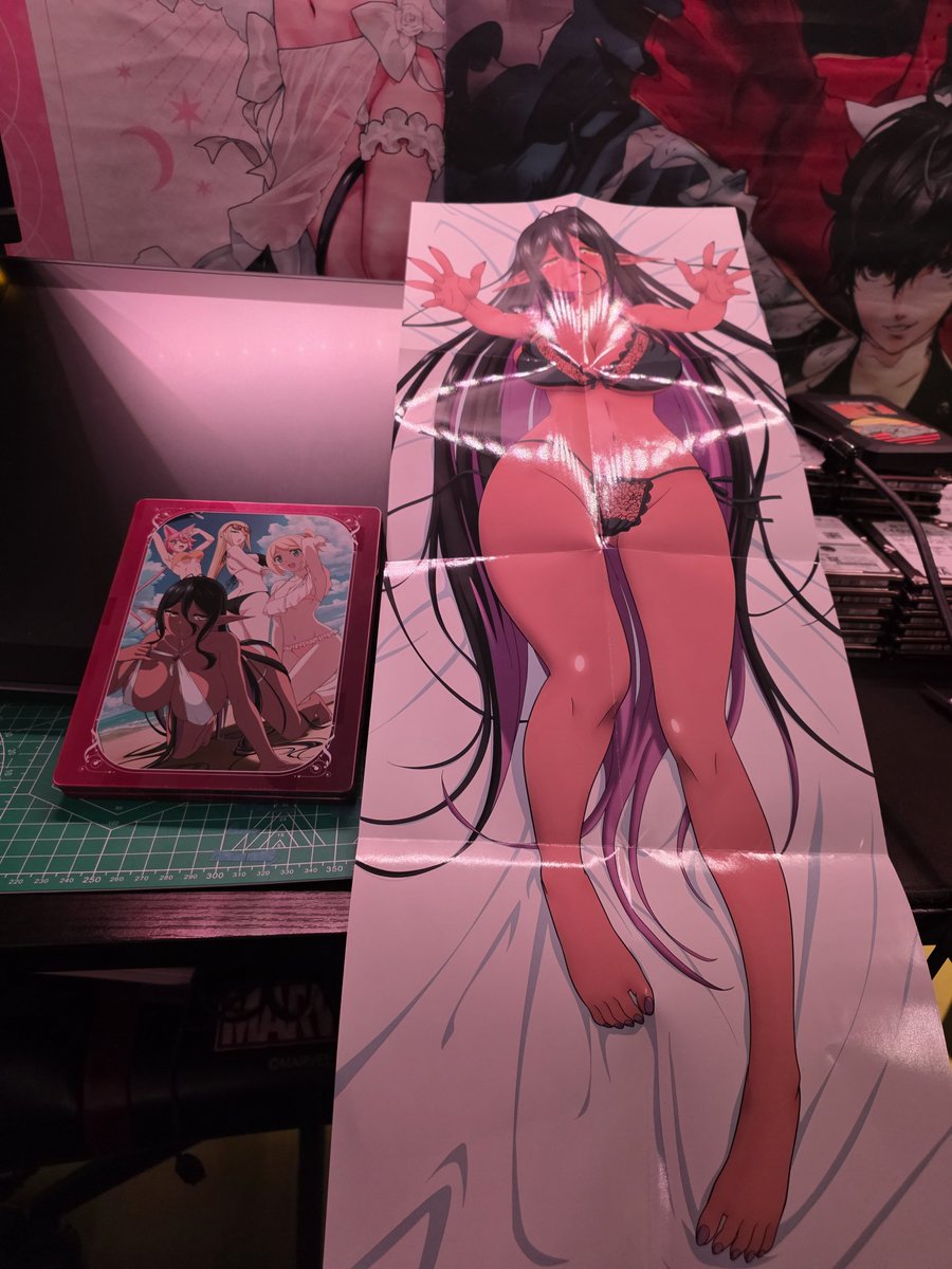 JustKotoro's tweet photo. I've discovered anime steelbooks and my whole worldview has changed. https://t.co/GAiA9rrhny