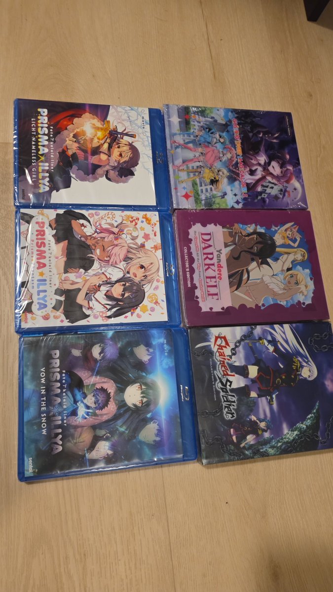 JustKotoro's tweet photo. I've discovered anime steelbooks and my whole worldview has changed. https://t.co/GAiA9rrhny