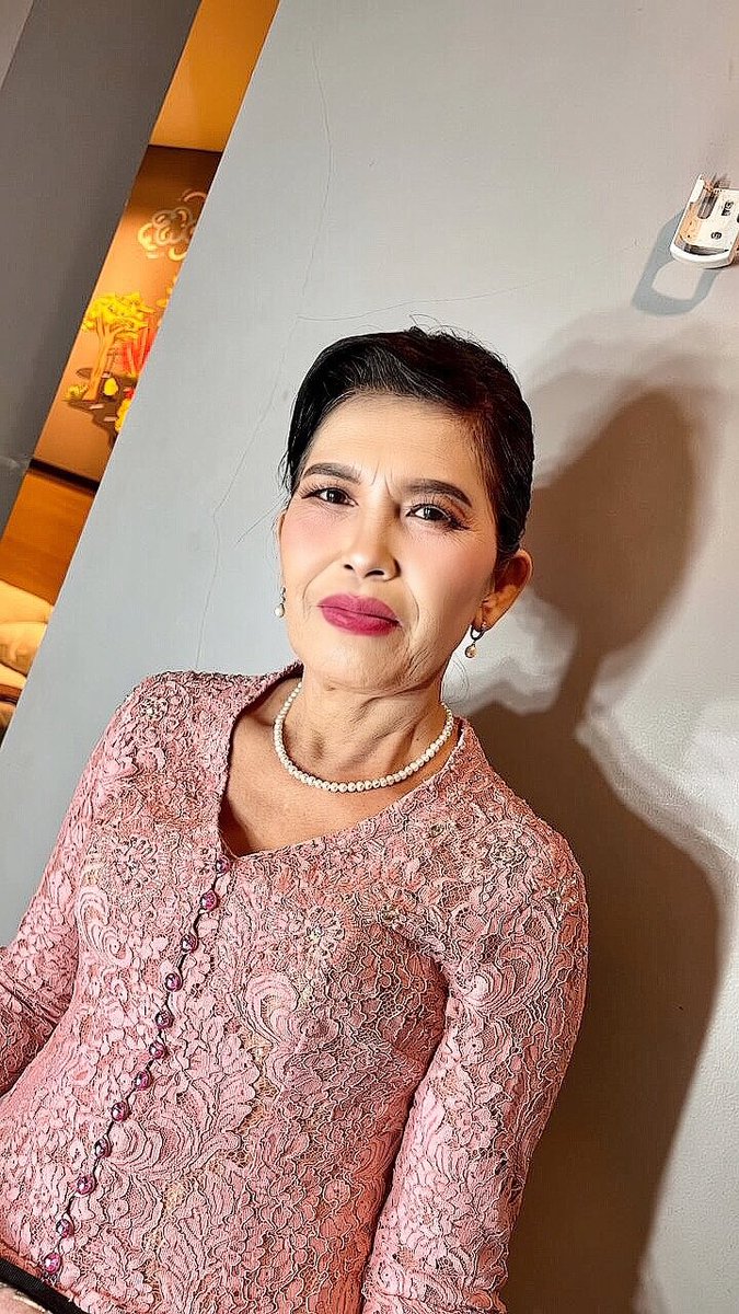 katramakeu89551's tweet photo. @unicefess Hallo Kaka Katramakeup avail yaa .. 
admin : 0895601326522 https://t.co/hLvQdiY6rs