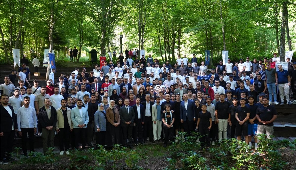 bilalerdogan_TR's tweet photo. İlim Yayma Vakfı Mütevelli Heyeti Başkanı Necmeddin Bilal Erdoğan, AK Parti Genel Merkez İnsan Hakları Başkanlığı tarafından bu yıl üçüncüsü düzenlenen İnsan Hakları Eğitim Kampı'na katıldı.

Programa, AK Parti Genel Başkan Yardımcısı ve İnsan Hakları Başkanı Hasan Basri Yalçın ile AK Parti Gençlik Kolları Genel Başkanı Yusuf İbiş de iştirak etti.