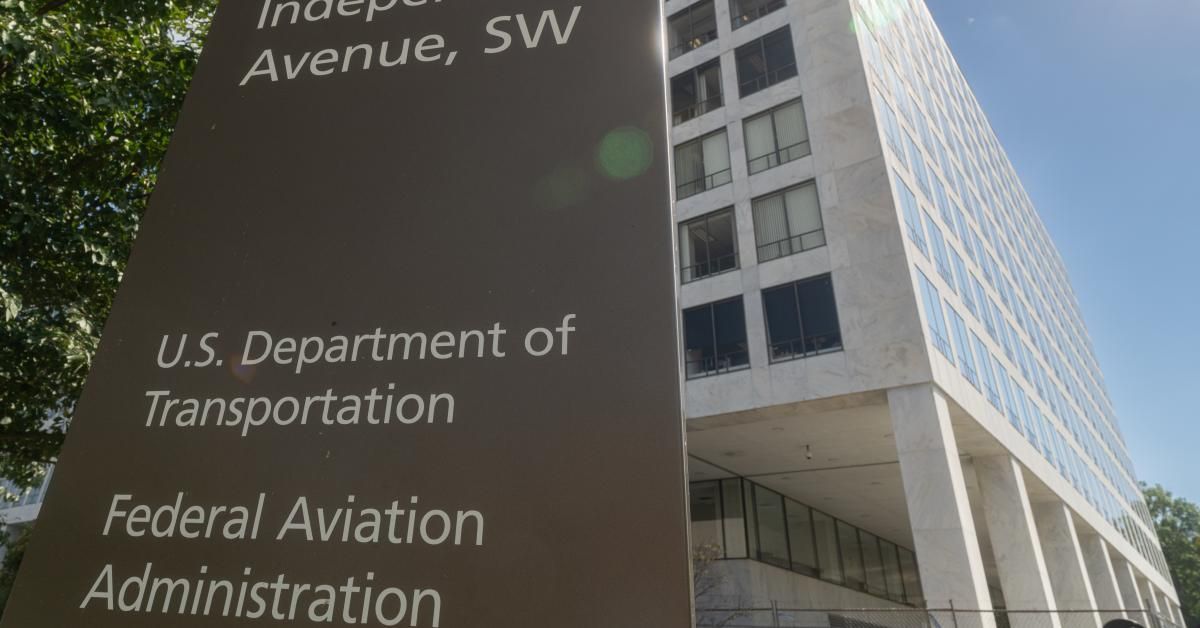Crown_Financial's tweet photo. Empty Transportation Department buildings are costing American taxpayers $370 million a year: GAO #EmptyBuildings
https://t.co/DZstHYRUqz https://t.co/2t0T6e6hwM
