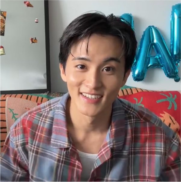 moonbackk's tweet photo. miss you mak a mark lee https://t.co/ehJ641gxfv