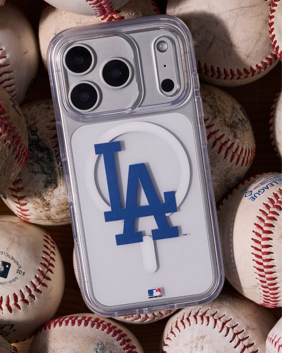 ZAGGdaily's tweet photo. Your team. Your game. Your view. 

New MLB cases for iPhone 17 Pro and 17 Pro Max. 

Shop all 30 teams at https://t.co/8c2RLZgtnf

#MLB #Dodgers #DirtyWater #RedSox https://t.co/8z0BVnO3Y5