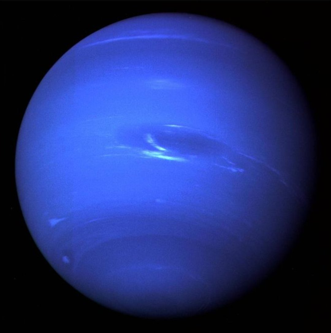 WSNM535's tweet photo. Random fact about space NOT related to GMRS: Did you know every human will never experience Neptune do a complete orbit around the Sun in their lifetime? It takes Neptune 164 Earth years to make 1 complete orbit around the Sun. ⭐ 🌙 🌞 https://t.co/OrtoJk486Y