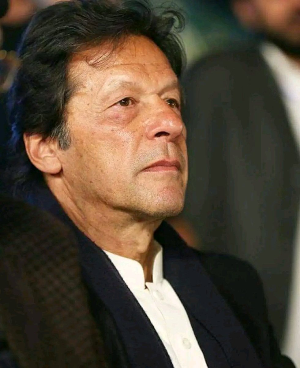 BiiLLii23's tweet photo. زہ غنی شم لیونے پہ ھغہ وخت کی
چی آشنا کلہ آشنا سترگی نا شنا کی

#زنجیریں_توڑو_خان_کو_چھوڑو https://t.co/7Lzff6aaIZ