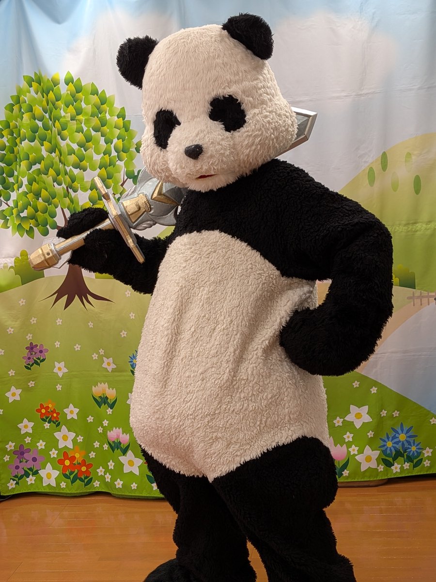 chokogroup's tweet photo. #フォトクラブ 
パンダくん
剣を持てば竹だってバッサバッサさ。 https://t.co/uM3qN4AKox