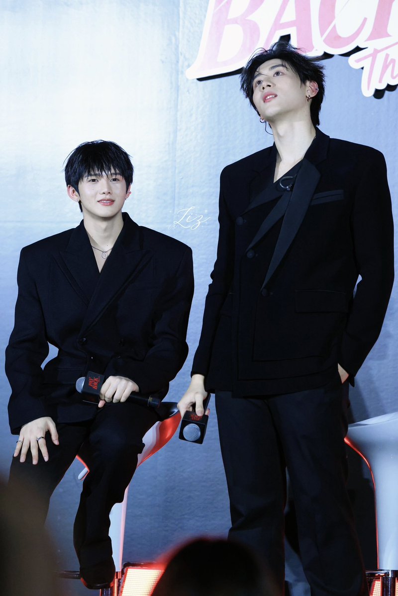 jang_mi97's tweet photo. White or Black ?

#PAYBACKFinalEP 
#PAYBACKTheSeries #TopTapMinlee https://t.co/pQLSNSJ5m3