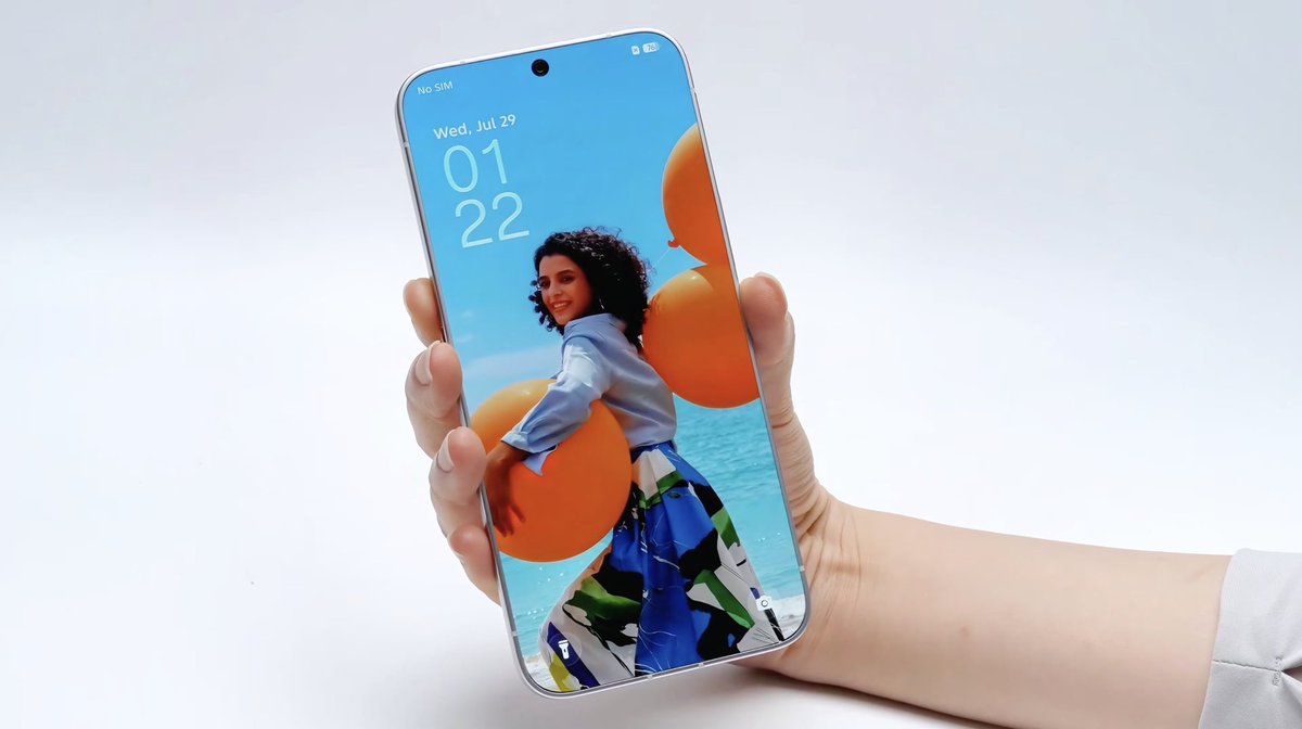 hashir_rx's tweet photo. World's First Bezel-less Smartphone https://t.co/71A5uNcBGX
