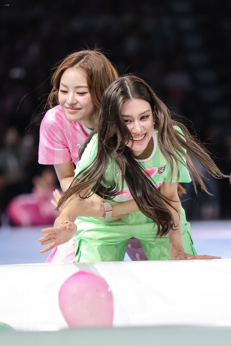 _09jann's tweet photo. เขาขัดขวางกันอยู่จริงๆแก ไม่มีใครแอบเติมกันหร๊อกกกกก🤓🤓🤓

LENAMIU GIRLS CUP CH3
#CH3GirlsCup2026
#lenamiu https://t.co/2MlEuX0Q9n