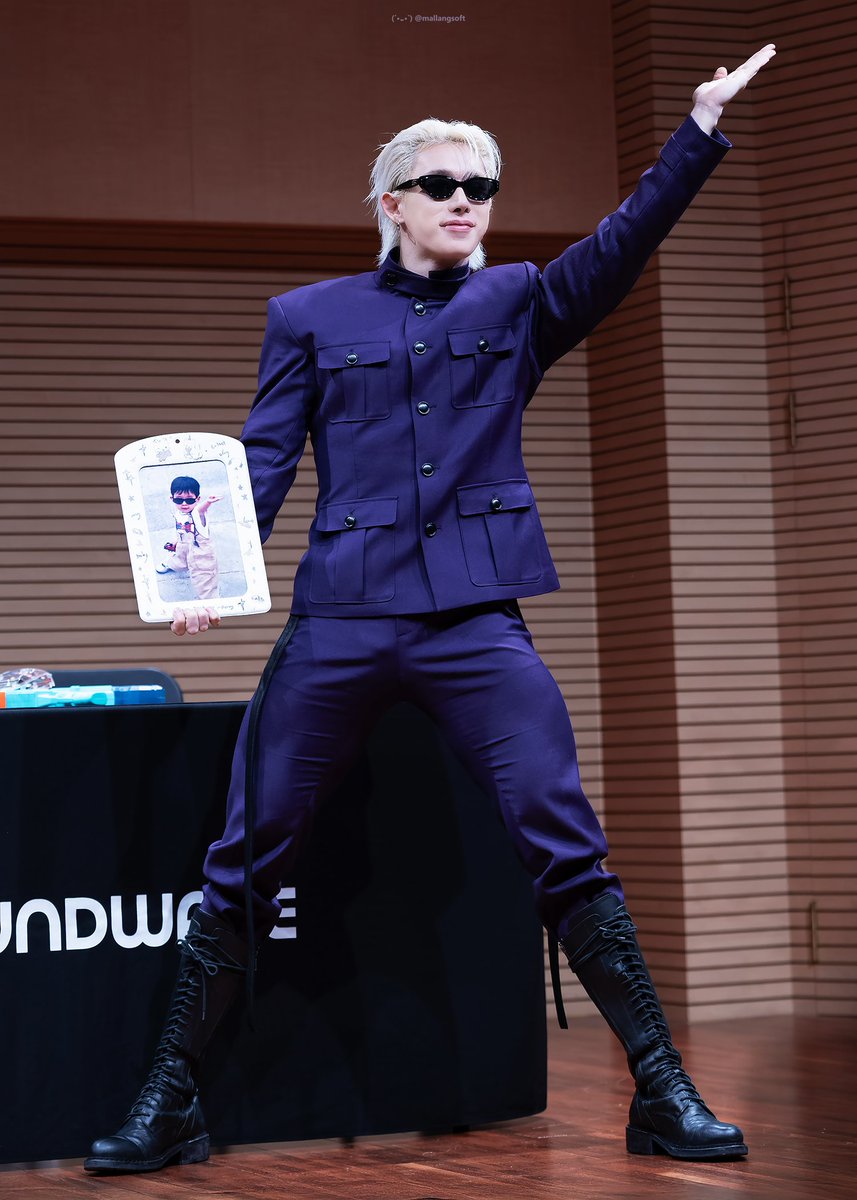 mallangsoft's tweet photo. 260801 사운드웨이브 대면팬싸

호서기와 원호

#원호 #WONHO
#CORE #Dontwakemeup #DWMU https://t.co/BHJUrfBTqM