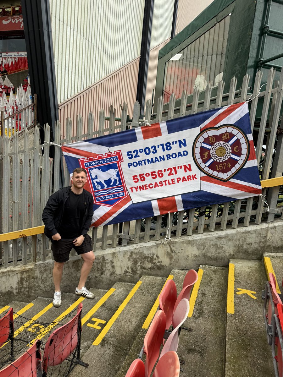 danieloverett_'s tweet photo. First one of the season.. Aberdeen (A) 🇬🇧 https://t.co/pYdX0NmJkV