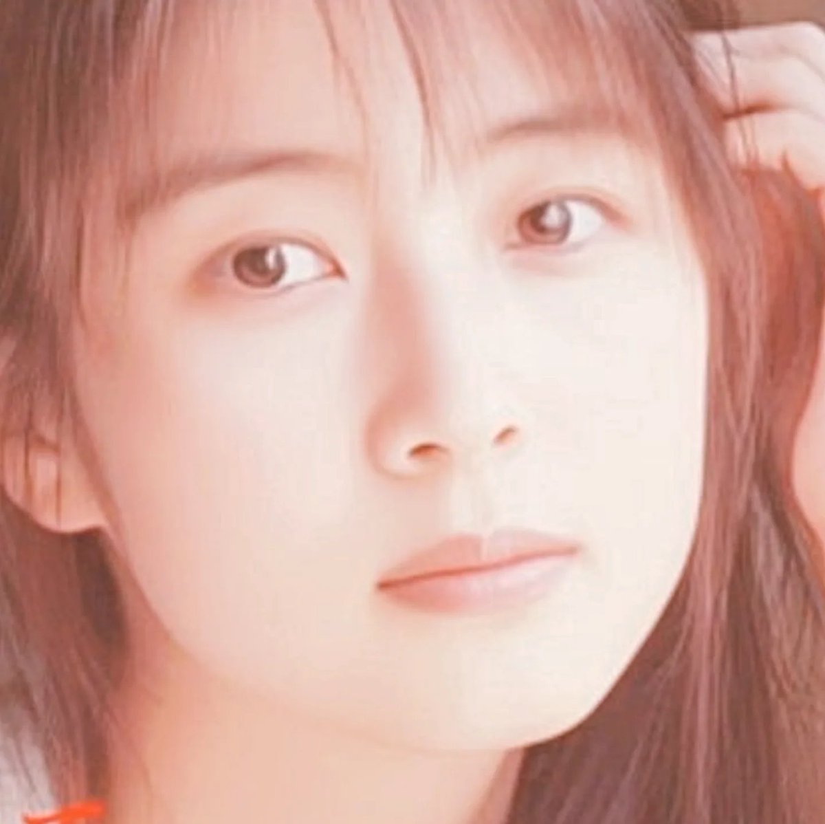 ZARD5552's tweet photo. 愛の銀行口座は残り少なくなった
捕まえた夢を離さない方法があったら
彼はとても変わった人 誰とも違ってた
だけど旅に疲れたら戻ってきてね https://t.co/XwLk266Pbx