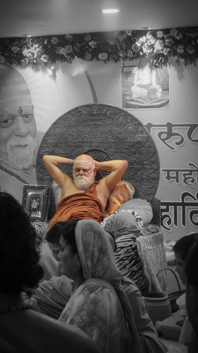 Ayushmaan_rj18's tweet photo. चंद्रशेखर चंद्रशेखर चंद्रशेखर पाहिमाम् ।
चंद्रशेखर चंद्रशेखर चंद्रशेखर रक्षमाम्।। https://t.co/hrV0gYuu5D