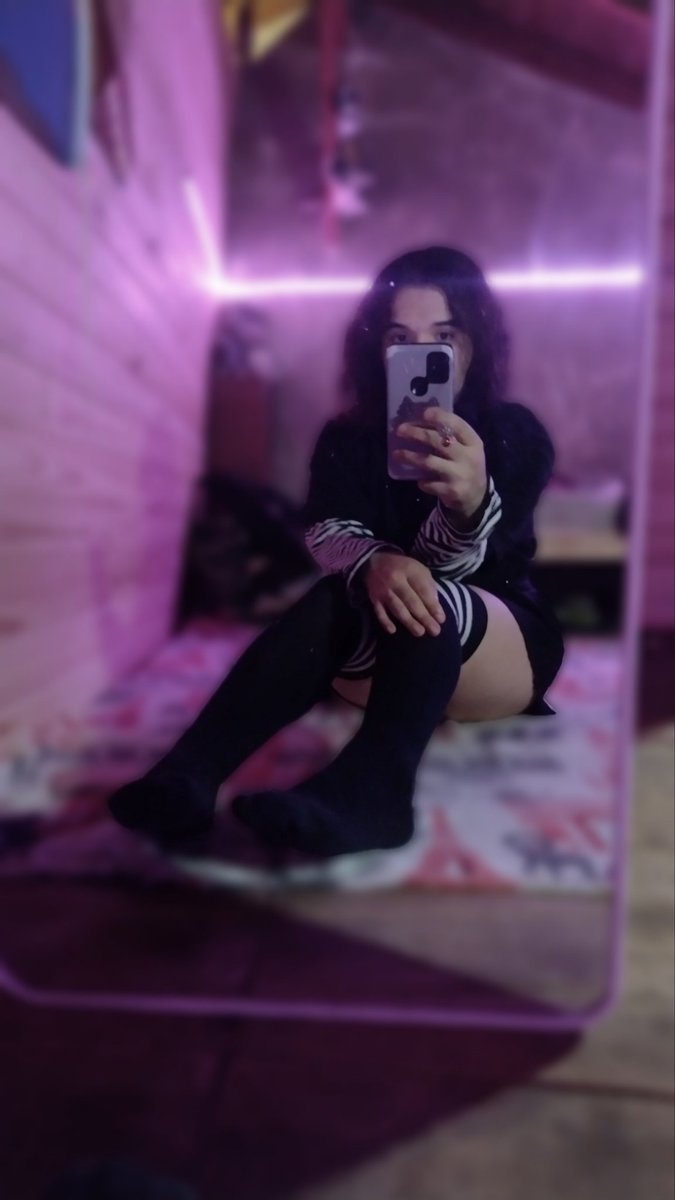 Patata_YuY's tweet photo. Creo que empezaré a subir fotos aquí -3-

#femboy #trapito #crossdresser https://t.co/oOKOrp9WKH