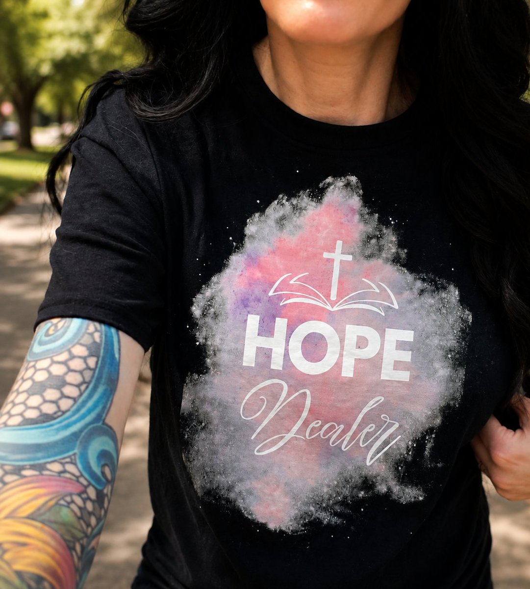 hopedealergrace's tweet photo. Happy Saturday! Choose faith over fear, speak life, and share the hope of Jesus everywhere you go today. Be a hope dealer. https://t.co/IwvSMPpbDI