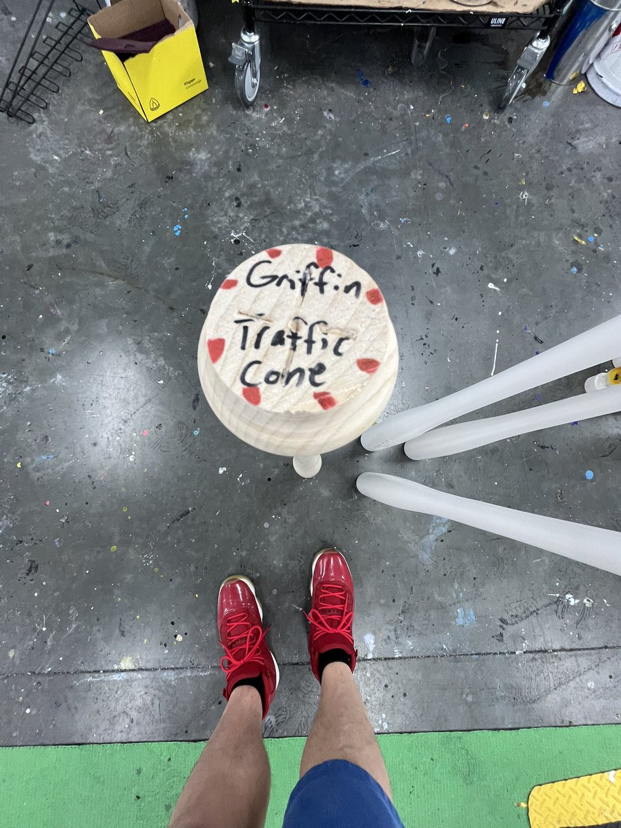 kcassano13's tweet photo. @JohnGeiger_ Today’s feeling like a Hoist the Cone kinda day… 🤷🏻♂️🚧💪🏽 #underconstruction https://t.co/AzmfNrEON9