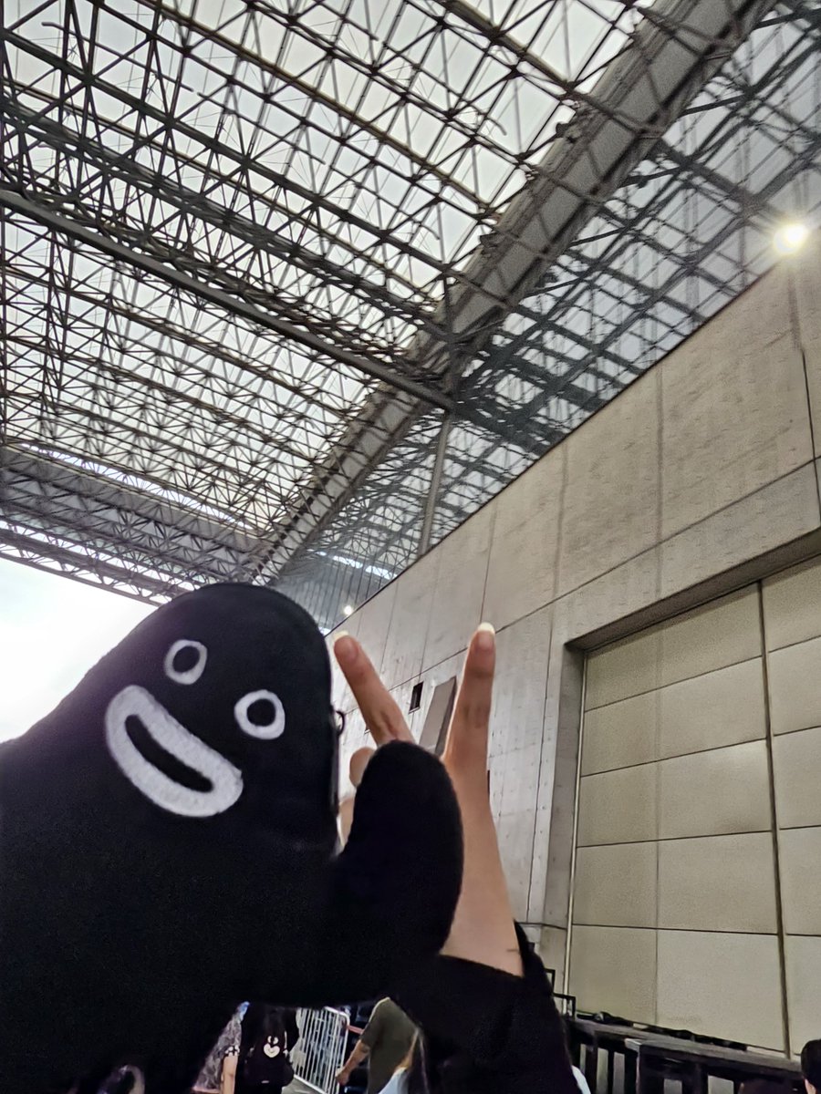 PeachFlower_'s tweet photo. 2年ぶりに母娘でGLAYライブ
めちゃくちゃ楽しかったよ
娘もすごい楽しかったって言ってくれたよ

2日間、ずーーーっとお話が止まらなかった笑

帰り道もずーーーっとLINEして
互いに無事に到着報告もしたし

誘って良かった
次はアリーナツアーだな！

こう、縁を紡いでれるGLAYさんにも感謝なの✨Thx https://t.co/6oRUZLDZkK