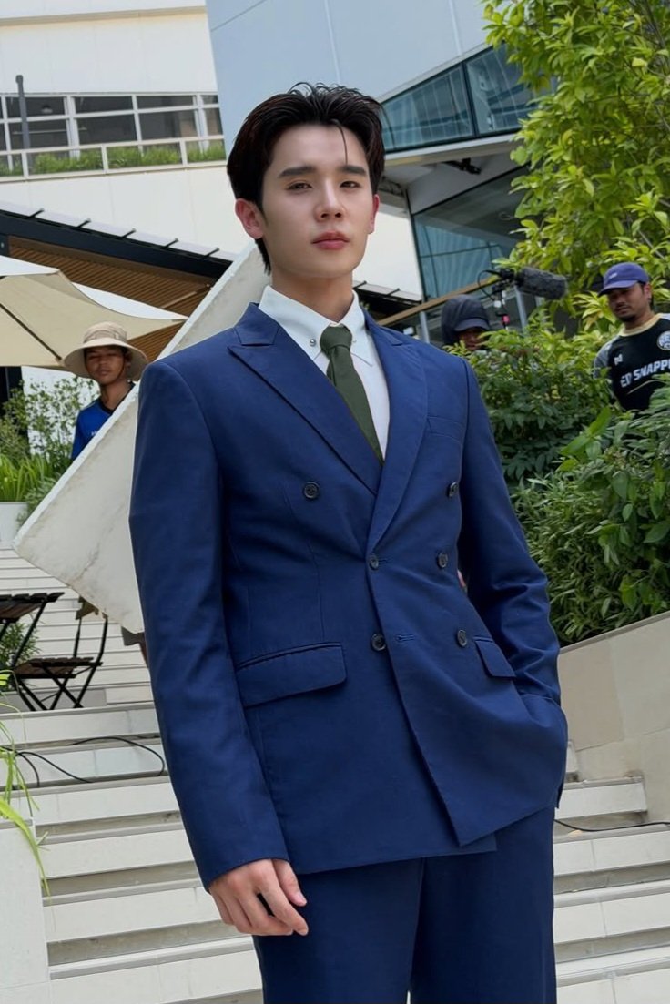 Pnxya_'s tweet photo. เธอน่ะเข้าใจยากที่สุดเลย เธอมันก็เหมือนคดีที่ยากสุดๆ มีแต่ความรู้สึกที่ไม่จำเป็นเยอะแยะไปหมด ถึงฉันเป็นโฮมส์ก็เถอะ ฉันก็คงจะไขคดีนี้ไม่ได้หรอก คงไม่มีใครอ่านหัวใจของคนรัก ได้อย่างถูกต้องหรอกน่า https://t.co/cFHM0OC9zJ
