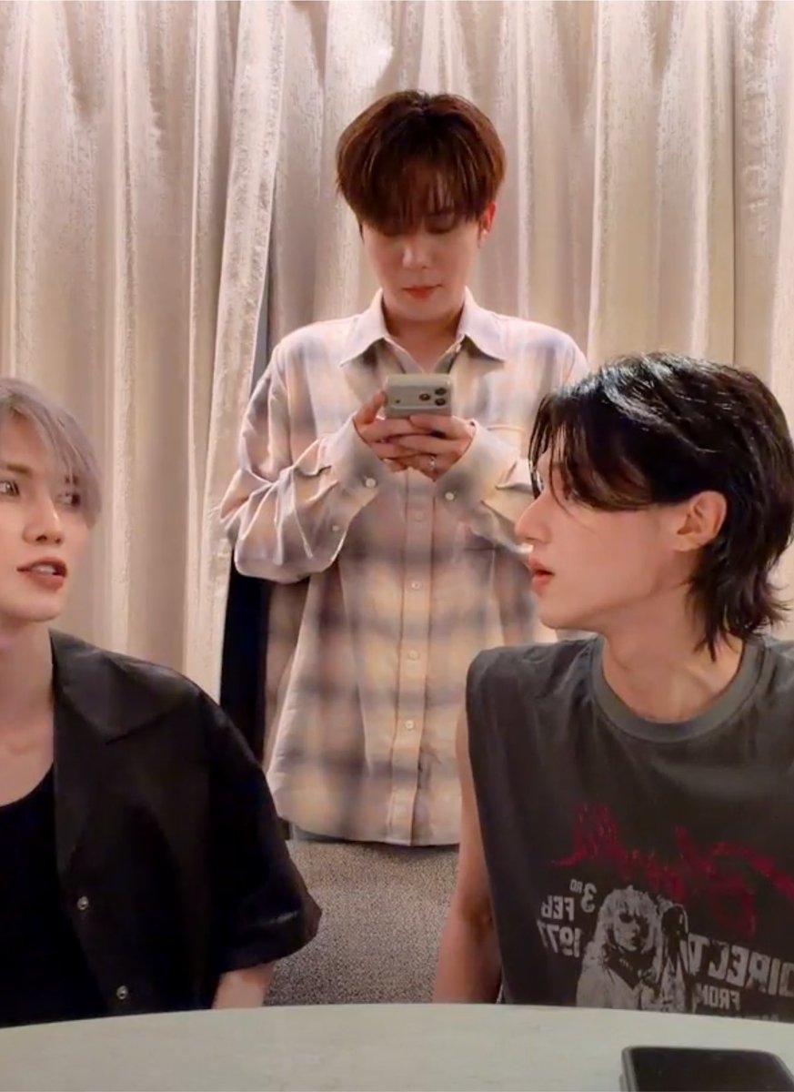 JWYcomfort's tweet photo. PLS 🤣 https://t.co/0rX7wxrKNw