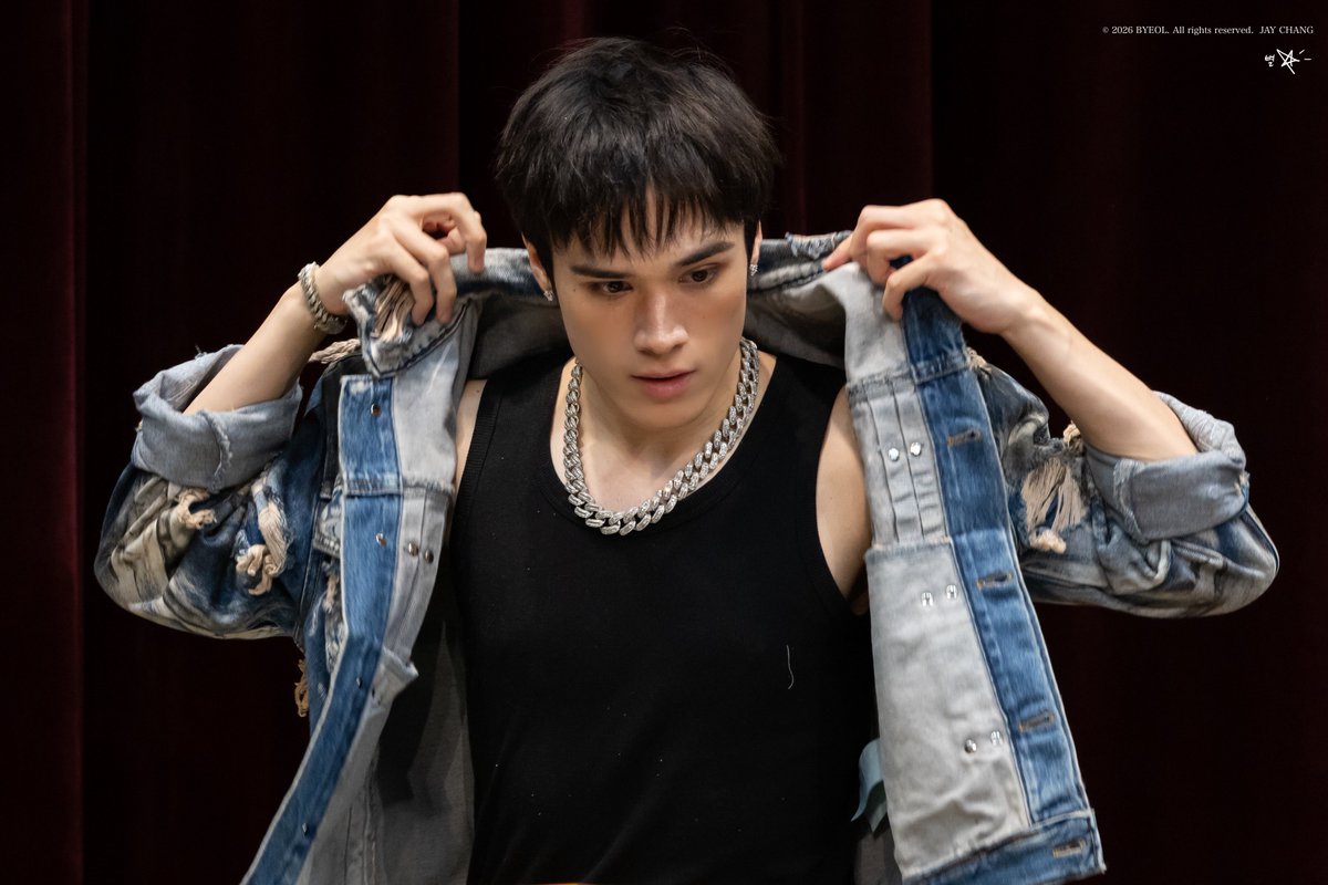 byeoljay0308's tweet photo. 260801 점프업

U so hot

#JAYCHANG #제이창
#ONEPACT #원팩트 https://t.co/X1eVwXrlb4