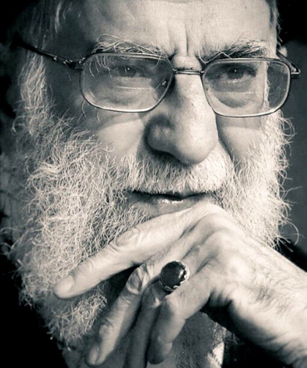 ❣️نقوی☾❣️ tweet media