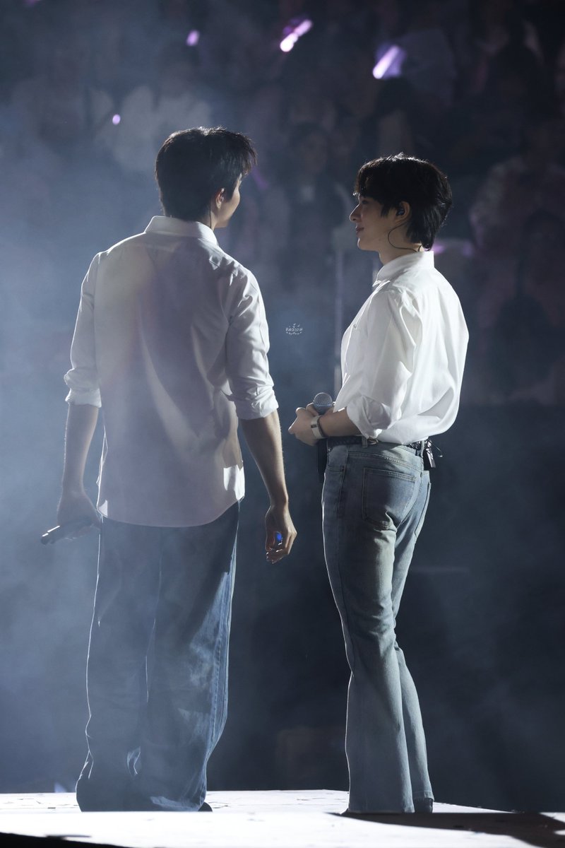 AyuMazou's tweet photo. ไซส์ดิฟ ที่เหมาะสมเลอค่า พี่ภาสน้องสอง ที่เจอในม. ปะคะ

ZEENUNEW x ZON SUSU
#กีฬาสีซีนุนิวสุดเจ๋ง
DOMUNDI SPORTS 2026
#DMDSportsDay2026
@zee_pruk #ZeePruk
@CwrNew #NuNew #ZeeNuNew https://t.co/MfRvOEmkHc