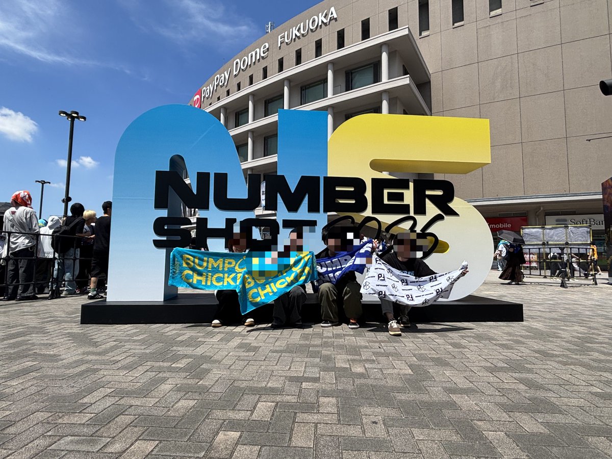 bump_syo's tweet photo. NUMBER SHOT行ってきました！
CDJぶりのBUMPさん、フェスとしては異例に異例のセトリが続いて、終わった後はしばらく放心状態だった
そしてまだ余韻～状態

そして今回はBUMP以外に素敵なアーティストをたくさん見つけれた！
挙げるなら、なとり・優里、まじですごいな！
快適すぎたので来年も行きます https://t.co/z7wRV4Rv2m