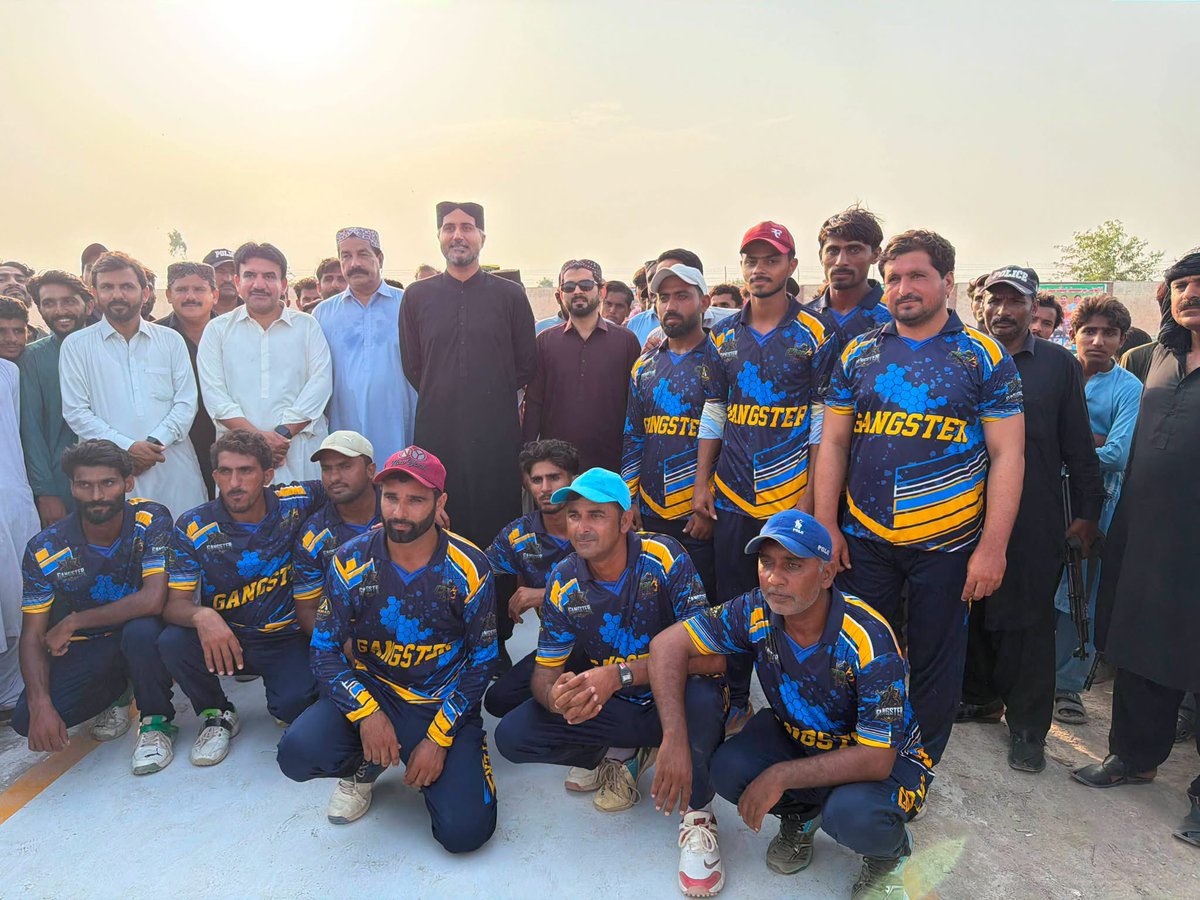 BangulKhanMahar's tweet photo. Pleased to inaugurate the SPL Cricket League Tournament at Village Panho Khan Mazari near Mureed Shakh.

Thank you to Sardar Aftab Ahmed Khan Mazari for the warm reception
#Cricket #Ghotki #Sports #DistrictCouncilGhotki https://t.co/RIVyEFHooB