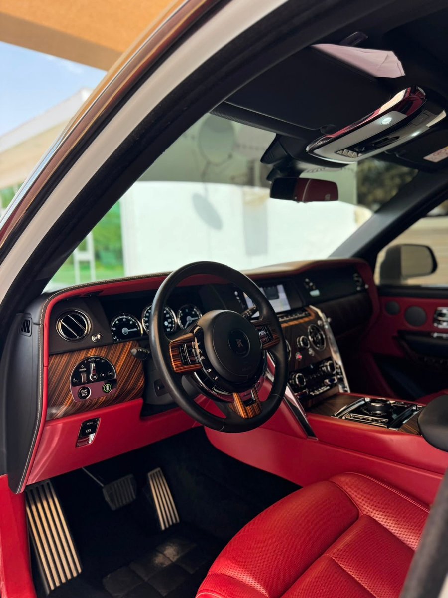 ZyroCar's tweet photo. Rolls-Royce Cullinan https://t.co/mmov5pFGC6