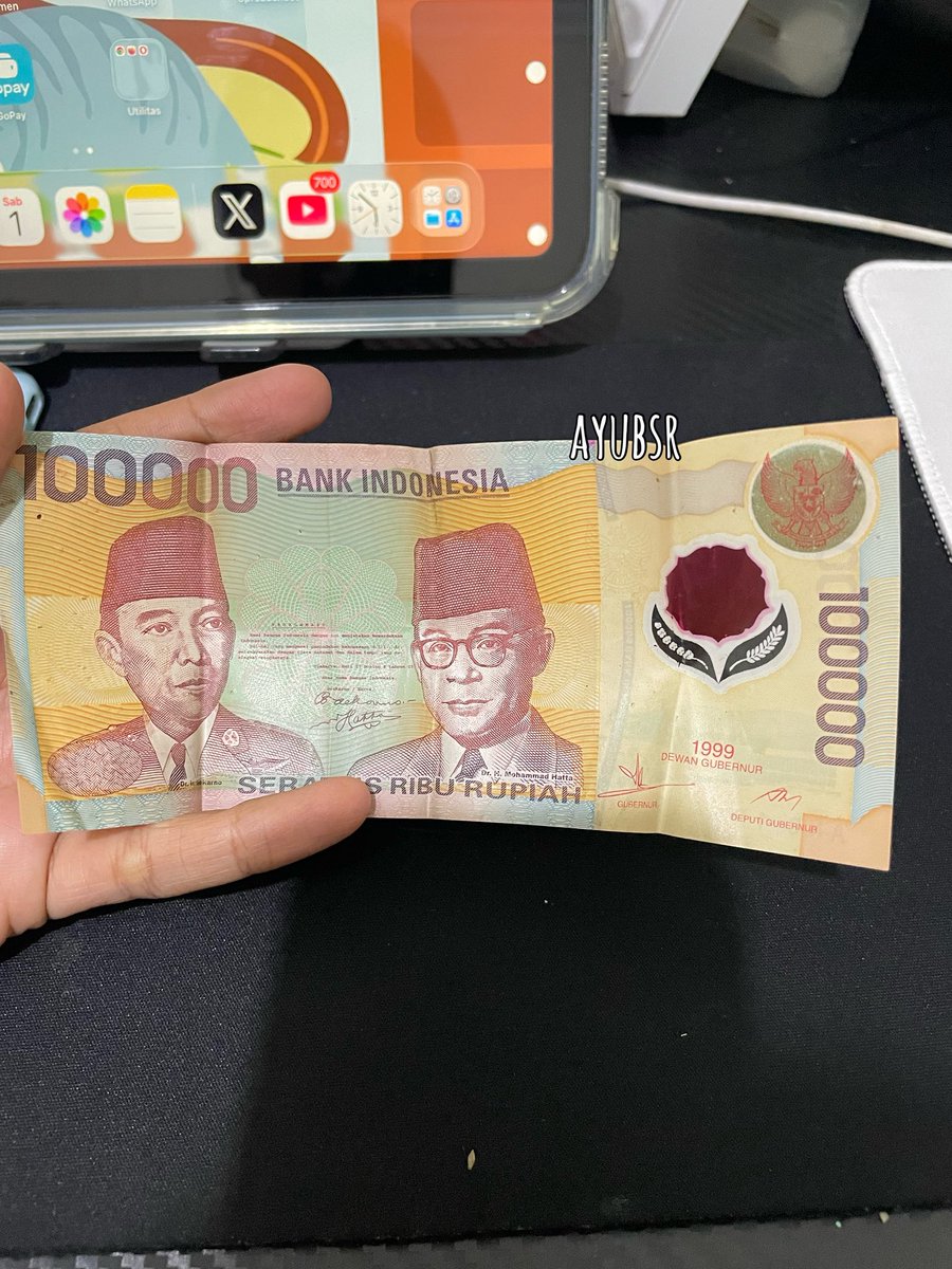 ayubsr's tweet photo. menurutku ini tuh design uang paling cantik, iya ga sih?😭🫶🏻 https://t.co/vh2ppYF9aY