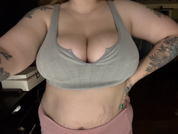nxtdoorco's tweet photo. Chubby or fat, which word fits me best? https://t.co/wyFdvFZ5fb