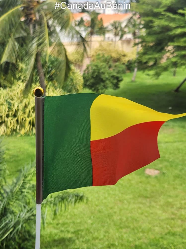 CanadaauBenin's tweet photo. Nous souhaitons aux Béninoises et Béninois, une bonne fête des 66 ans d'indépendance du #Bénin. Elle nous donne l'occasion de célébrer 64 ans d'amitié et de coopération Canada 🇨🇦🤝🇧🇯 Bénin.

Mi kù do xwé #IndependanceBenin 🎉 https://t.co/PSsTICqQnl